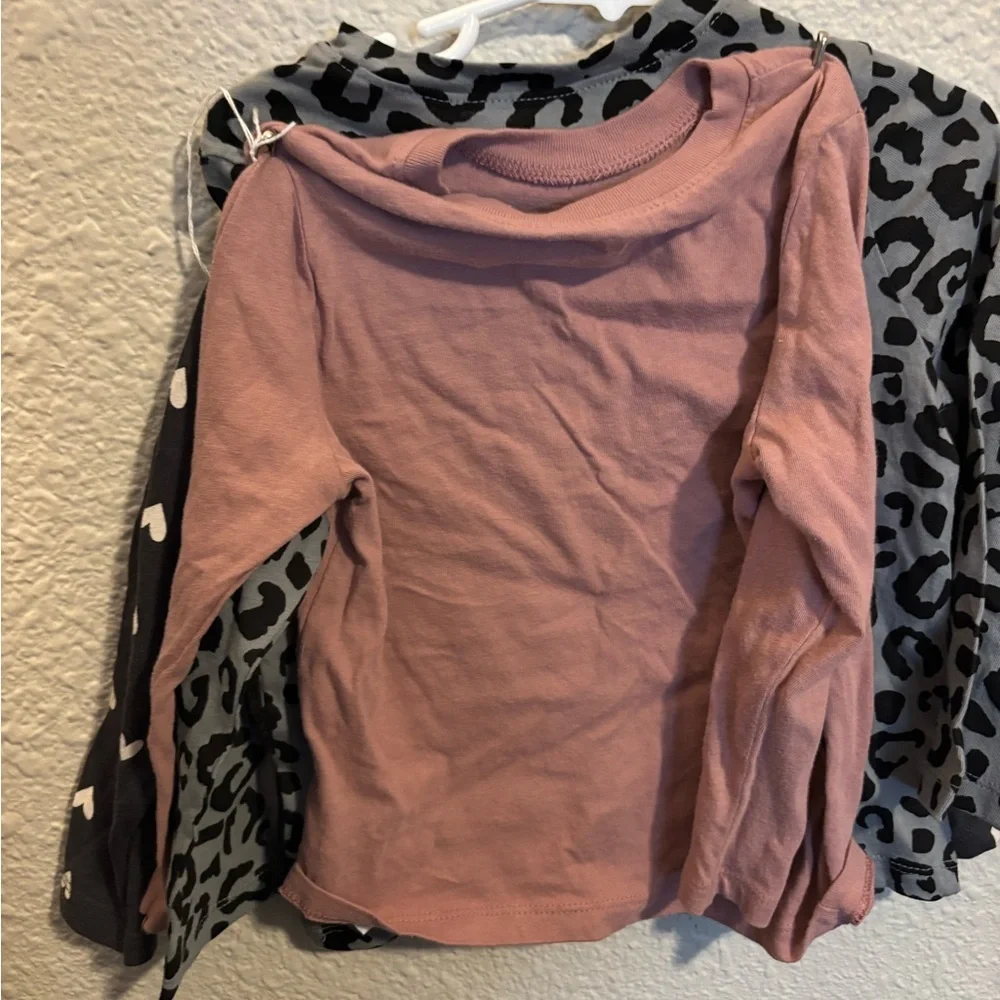 Old Navy 3-Pack Kids 3T Shirts